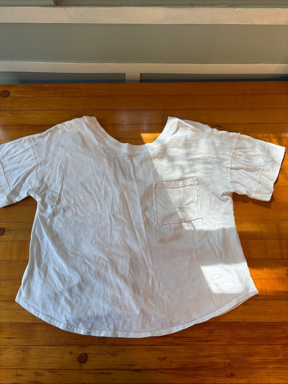 Women's White Short-Sleeve Pocket Tee - Relaxed Crew Neck